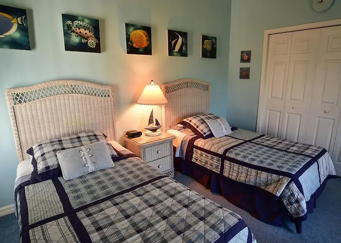 Apartment Gulf Retreat 2: Magnificent Water Views, Steps To Beach, None Cleaner, None Nicer! Clearwater Beach