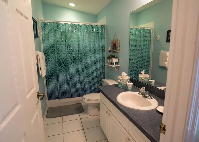 Apartment Gulf Retreat 2: Magnificent Water Views, Steps To Beach, None Cleaner, None Nicer!